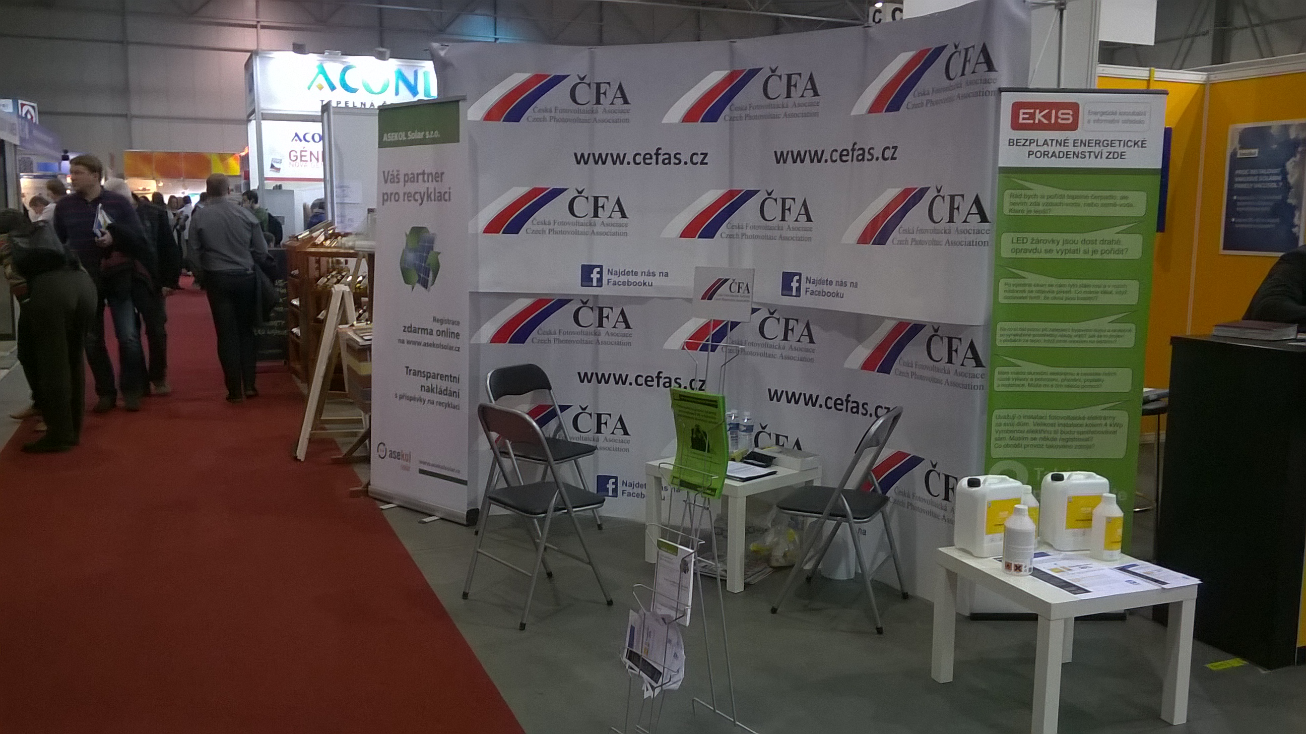 Stánek České fotovoltaické asociace na Solar Praha